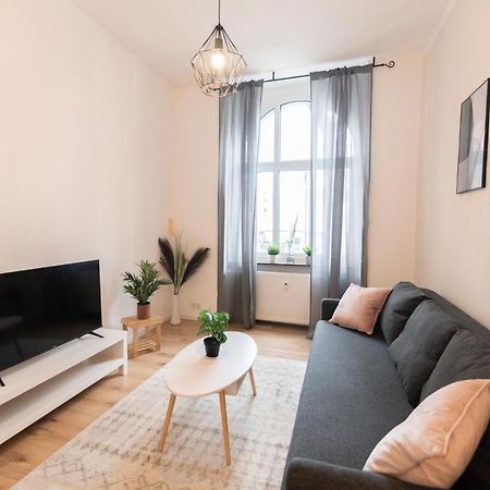 Peter Apartments - Premium Wohnung I 95Qm I 3 Schlafzimmer I Grosses Bad I Kueche I Wohnzimmer I Tv Fulda Exterior foto