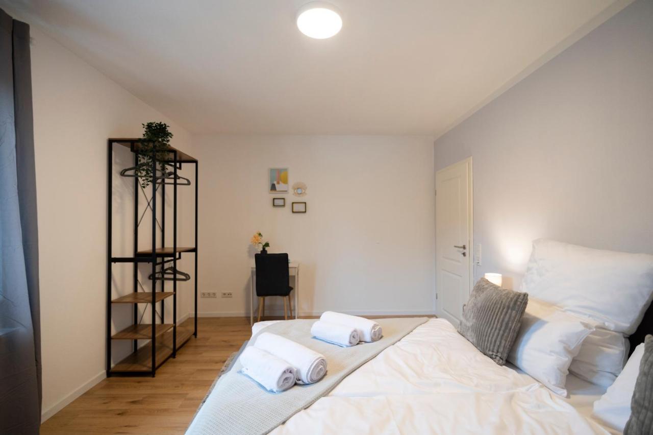 Peter Apartments - Premium Wohnung I 95Qm I 3 Schlafzimmer I Grosses Bad I Kueche I Wohnzimmer I Tv Fulda Exterior foto