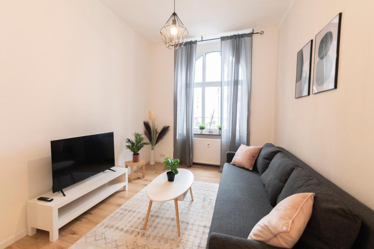 Peter Apartments - Premium Wohnung I 95Qm I 3 Schlafzimmer I Grosses Bad I Kueche I Wohnzimmer I Tv Fulda Exterior foto